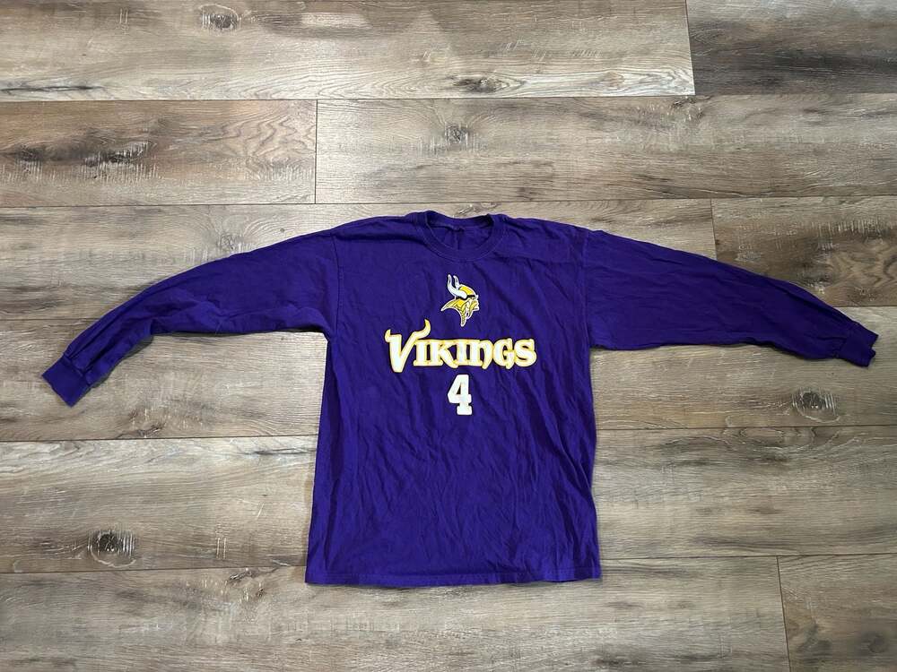 Minnesota Vikings Brett Favre 4 Purple Long Sleeve T-Shirt